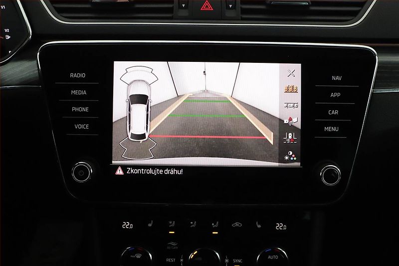 Škoda Superb (2022) Style 2.0 TDI, Automat, Kůže - fotka 16 z 21