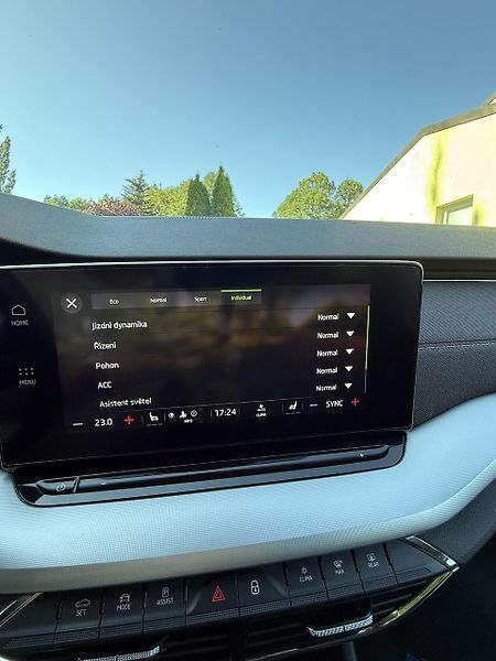 Škoda Octavia (2021) 2,0TDi 110kW STYLE ČR TAŽNÉ - fotka 15 z 16