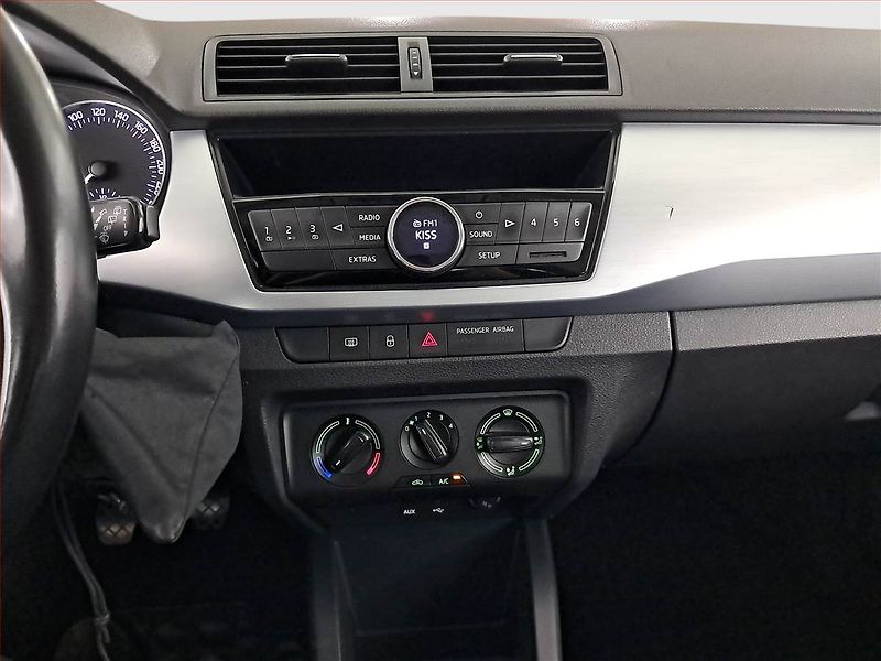 Škoda Fabia (2015) 1.4 TDI, ČR,1.maj - fotka 12 z 16