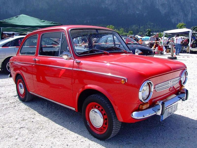 Fiat 850 byl populární a vyhledávaný vůz. Jeho výroba probíhala v letech 1964 až 1971 a vznikla celá řada modelů.