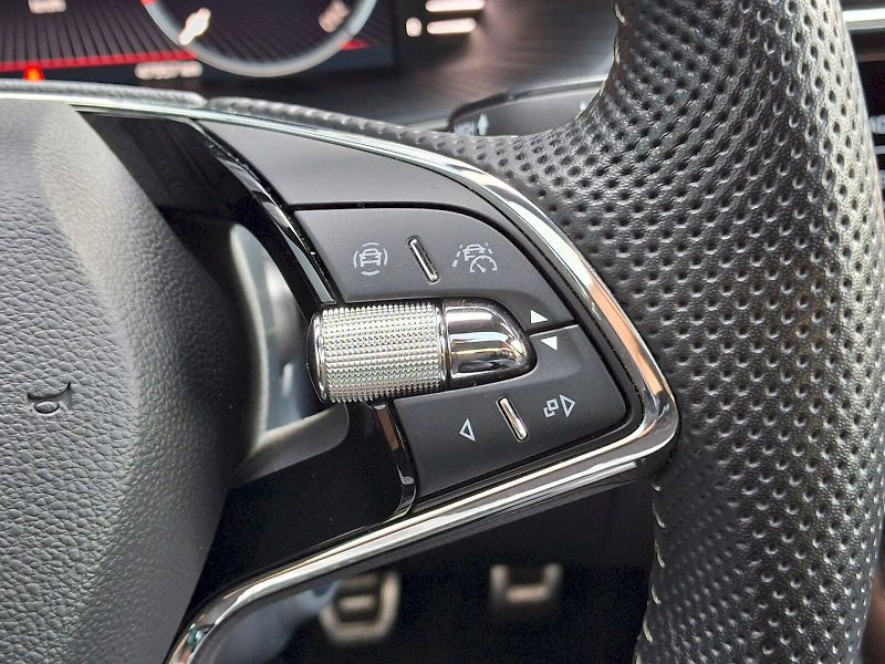 Škoda Superb (2023) Sportline 1.5TSi 110kW - fotka 19 z 35