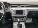 Volkswagen Passat (2016) 2.0 TDi, DSG, park.asist - náhled 12