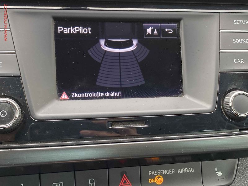 Škoda Fabia (2016) 1.0 MPi, Joy - fotka 17 z 17