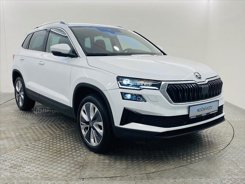 Škoda Karoq 1,5 TSI 110kW Top Selection - fotka 23 z 27