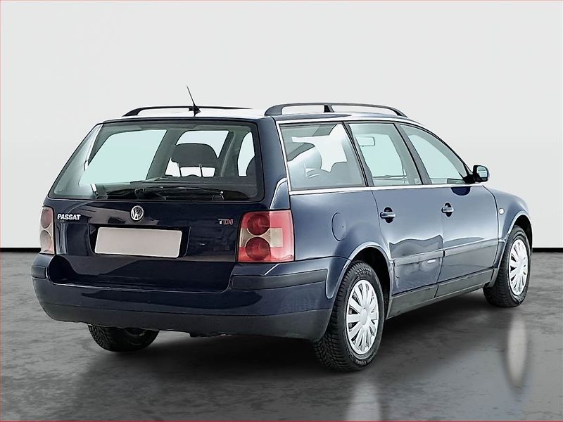 Volkswagen Passat (2002) 1.9 TDI, nová STK, Klima - fotka 5 z 13