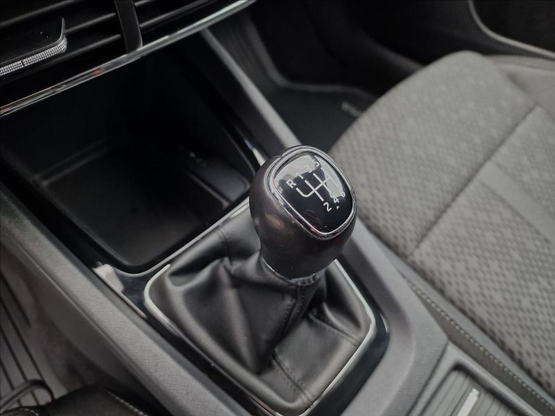 Škoda Octavia 2.0TDI Style, původ ČR,1.Maj. - fotka 36 z 50