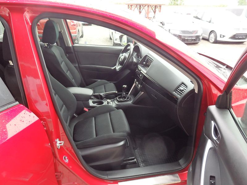 Mazda CX-5 2.0i SKYACTIV-G AWD 1. MAJITEL - fotka 10 z 15