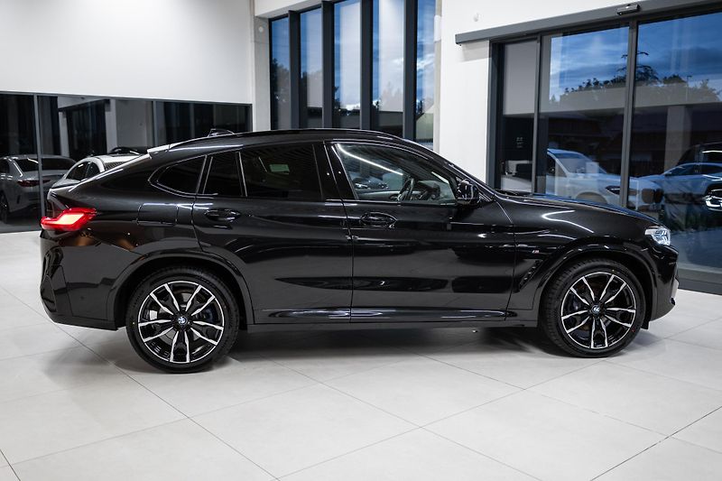 BMW X4 (2023) M40D 4x4 LASER NEZAVISLÉ TAŽNÉ - fotka 12 z 42