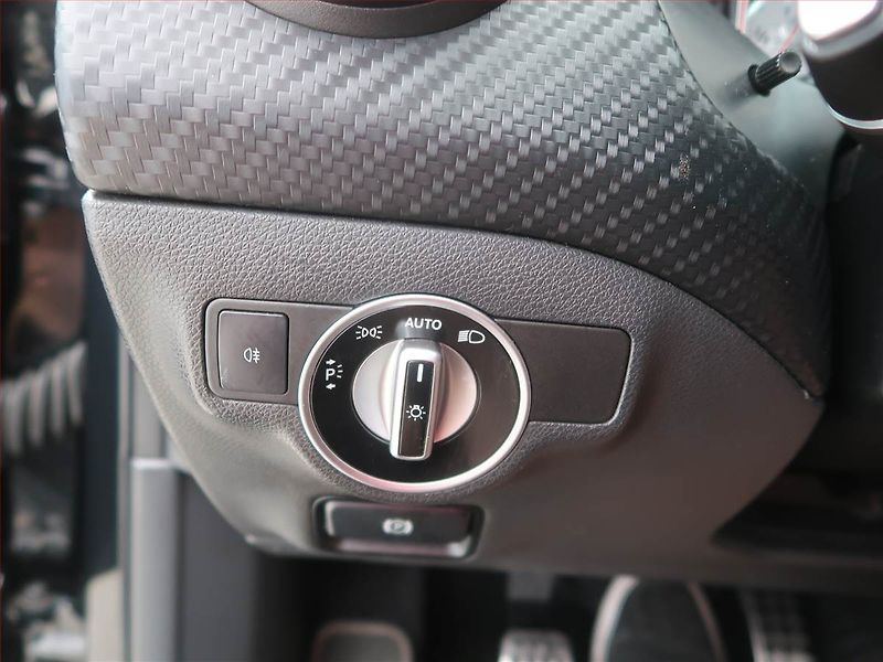 Mercedes-Benz Třídy A (2013) AMG line A 200 CDI, Kůže, Navi - fotka 16 z 16