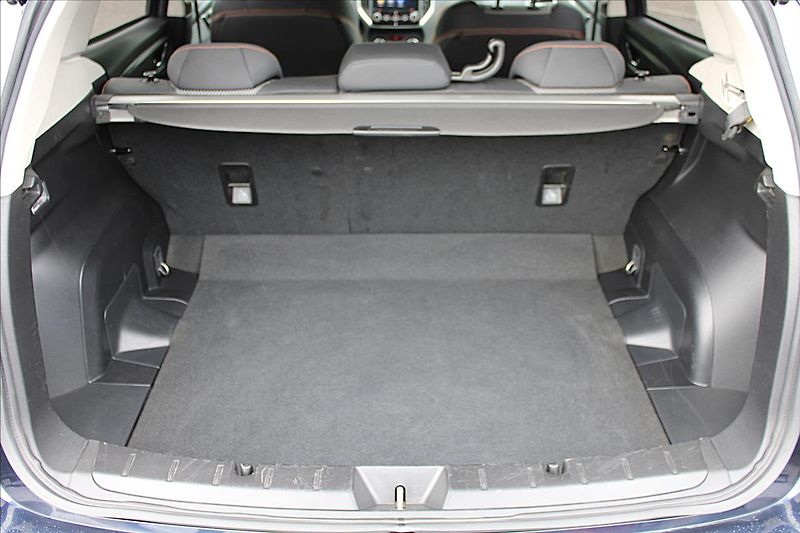 Subaru XV 1,6 i  1.MAJ, EXECUTIVE - fotka 31 z 37