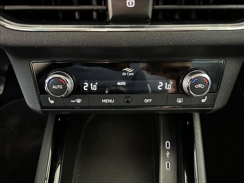 Škoda Scala 1,0   TSI 81kW,STYLE,ČR,TAŽNÉ - fotka 18 z 26