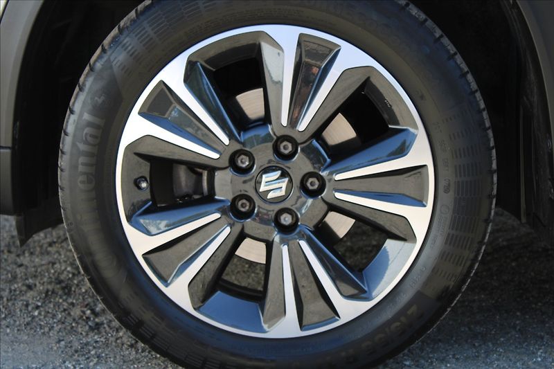 Suzuki Vitara 1,4 BJET  ČR,1.MAJ,ELEGANCE - fotka 31 z 38