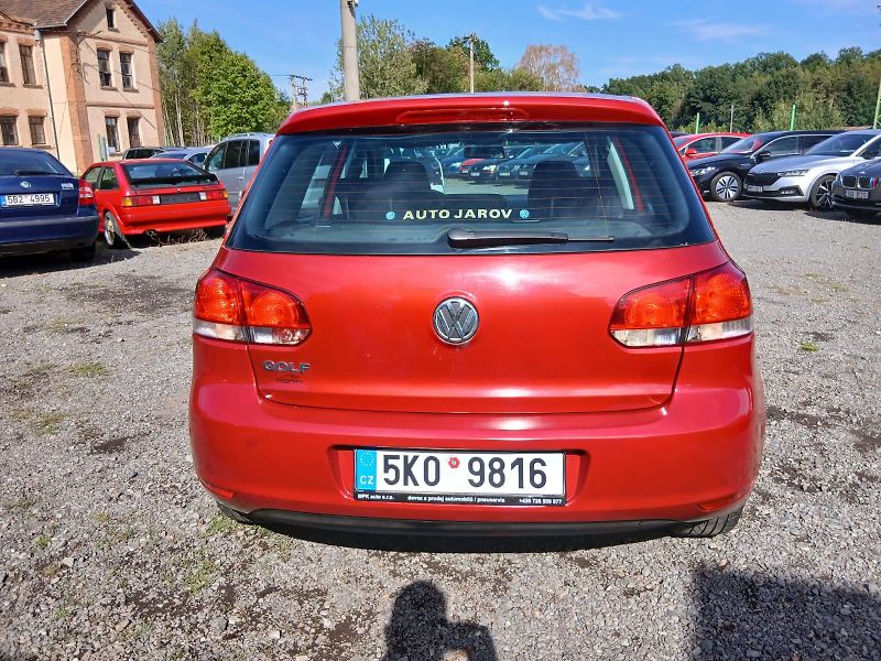 Volkswagen Golf 6, 1.4i, 59kw, alu - fotka 14 z 37