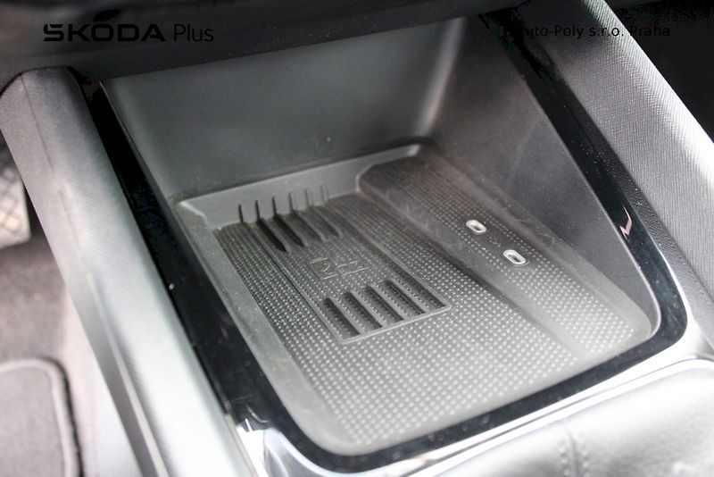 Škoda Octavia (2025) 1.5 TSI 85 kW Selection - fotka 13 z 24