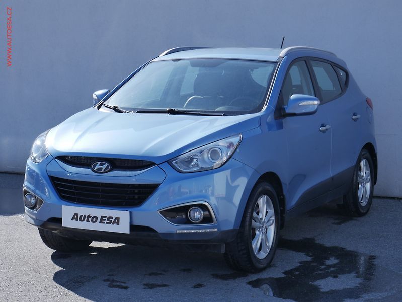 Hyundai ix35 (2013) 1.7CRDi, ČR, Trikolor, autoAC - fotka 3 z 23