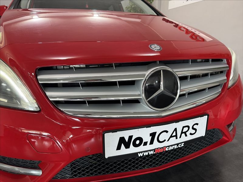 Mercedes-Benz Třídy B 1,8   CDi BI-XEN NAVI VÝHŘEV - fotka 37 z 40