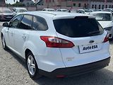 Ford Focus (2014) 1.6 TDCi, AC, výhřev sed - náhled 6