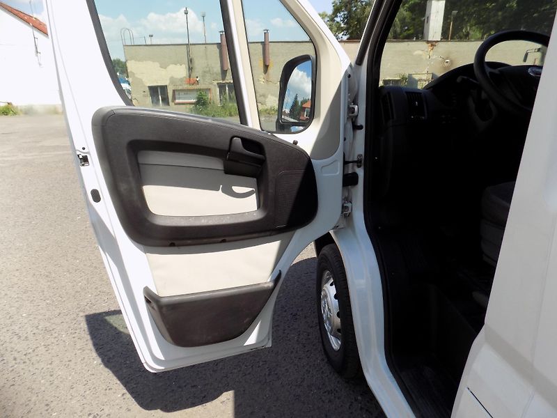 Fiat Ducato (2012) 2,3 96KW  MAXI KLIMA - fotka 11 z 34