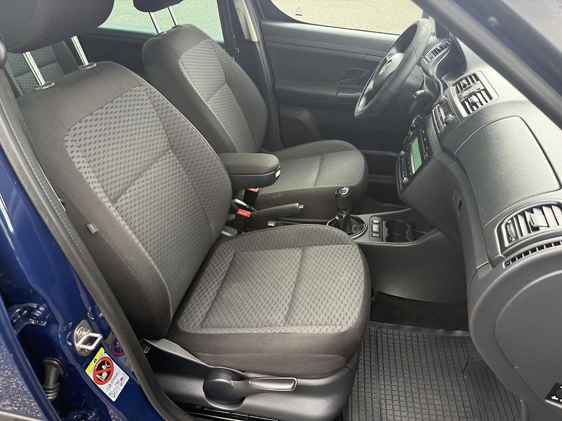 Škoda Roomster 1,2TSI AUT. KLIMATIZACE - fotka 10 z 21