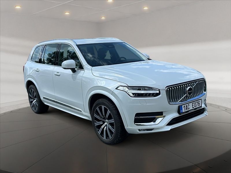 Volvo XC90 2,0 B5 AWD D Plus Bright AT - fotka 1 z 11