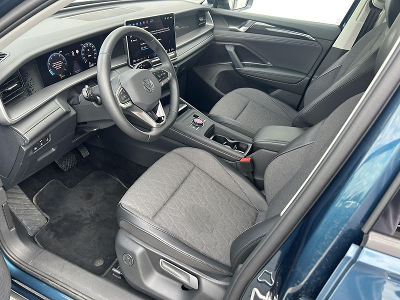 Volkswagen Tayron 1.5eTSI 110kW DSG 7 míst - fotka 8 z 25