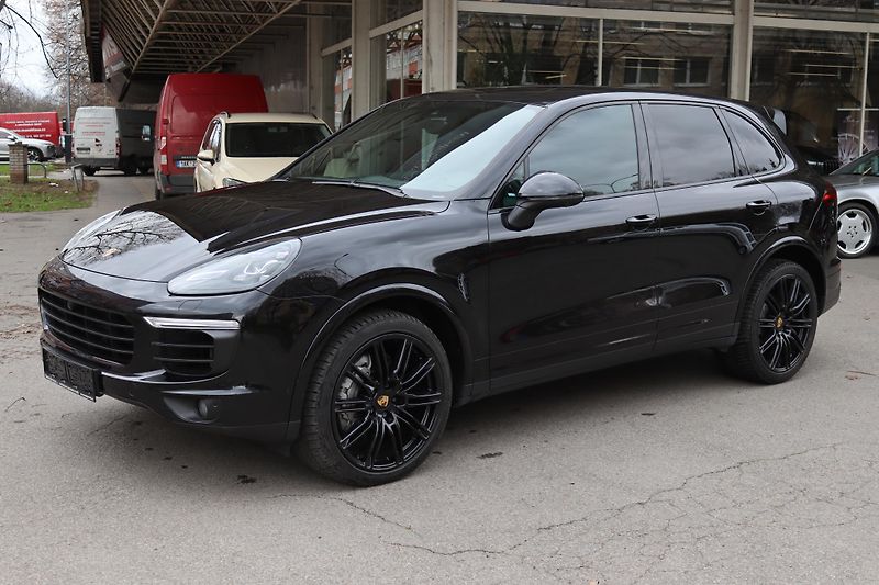 Porsche Cayenne S DIESEL 4.2 V8 283kW 4X4 DPH - fotka 14 z 50