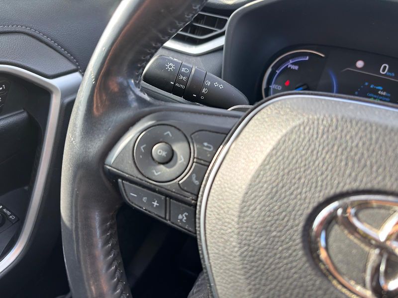 Toyota RAV4 2.5 HSD e-CVT AWD Executive - fotka 17 z 28