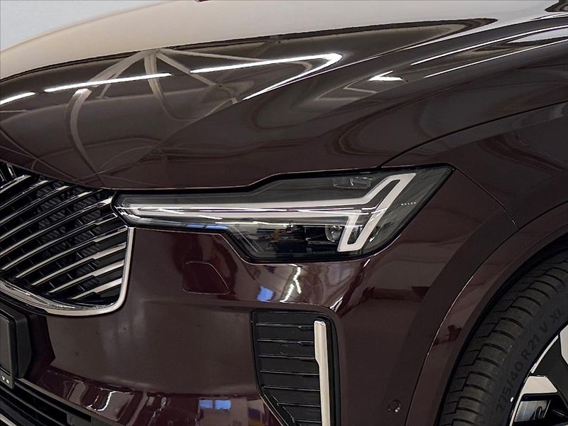 Volvo XC90 (2026) 2,0 B5 Plus Bright 0101 - fotka 5 z 12