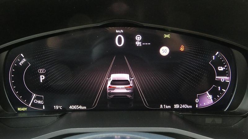 Mazda CX-60 2,5 l e-Skyactiv PHEV Homura - fotka 13 z 27