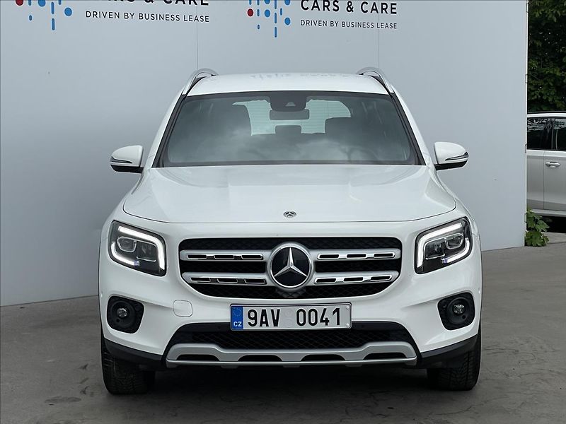 Mercedes-Benz GLB 2,0 200d AT8 7Míst - fotka 21 z 24