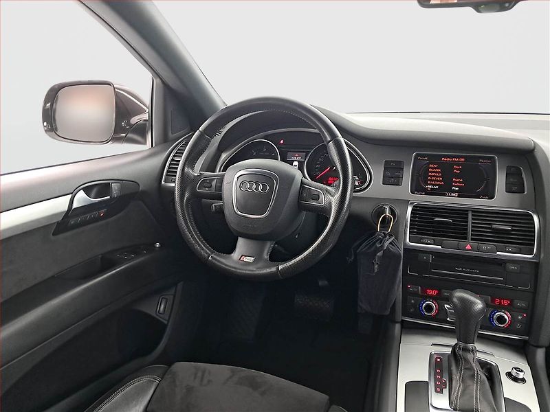 Audi Q7 (2011) 3.0 TDI, 4X4, Automat - fotka 7 z 32