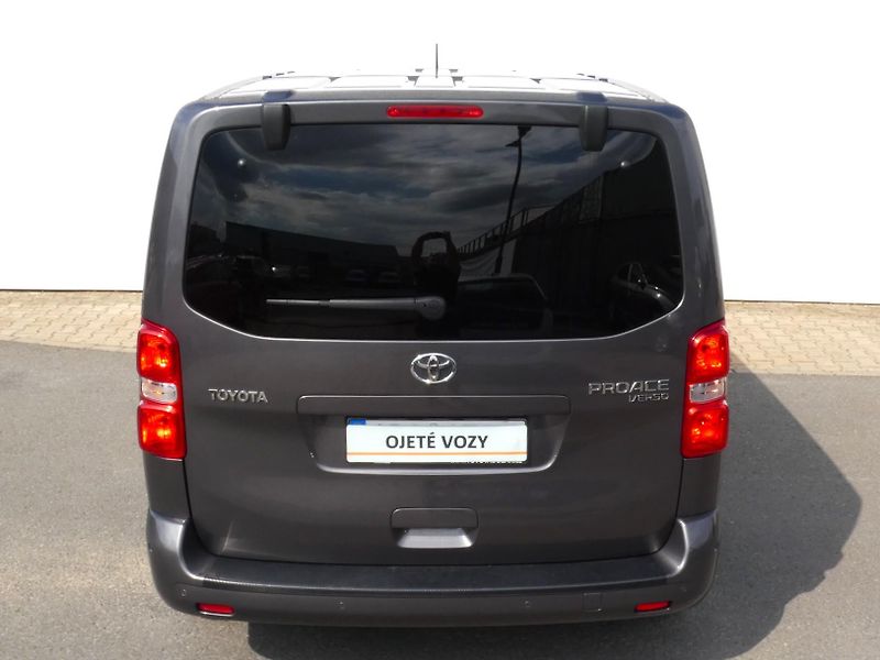 Toyota ProAce (2017) 2.0 D-4D 110KW 8-MÍST - fotka 12 z 30