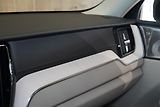 Volvo XC60 B5 ULTRA Dark, Bowers, Masáž - náhled 40