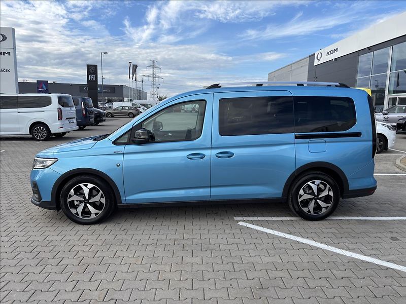 Ford Tourneo Connect 2,0 EcoBlue Active L2 Aut. - fotka 2 z 52