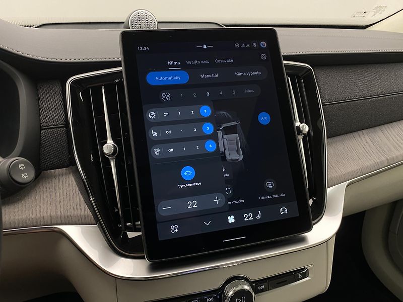 Volvo XC90 (2026) T8 AWD Plug-in BRIGHT ULTRA - fotka 45 z 74