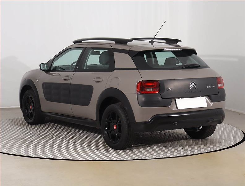 Citroën C4 Cactus (2017) 1.2 PureTech, LPG, Serv.kniha - fotka 4 z 22