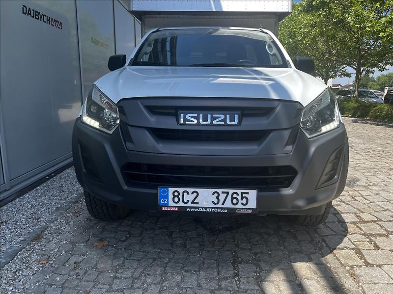 Isuzu D-Max 1,9 SC skříň  6 M/T L 4x4 - fotka 19 z 31