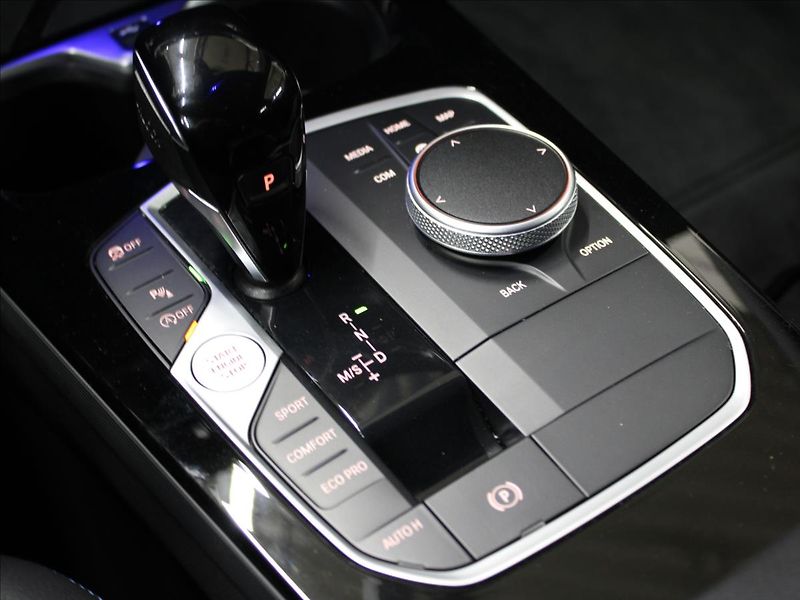 BMW Řada 2 1,5 218i Gran Coupe M Sport - fotka 30 z 37