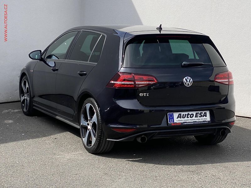 Volkswagen Golf (2014) 2.0 TSi, GTi, bixen, +ALU - fotka 6 z 19