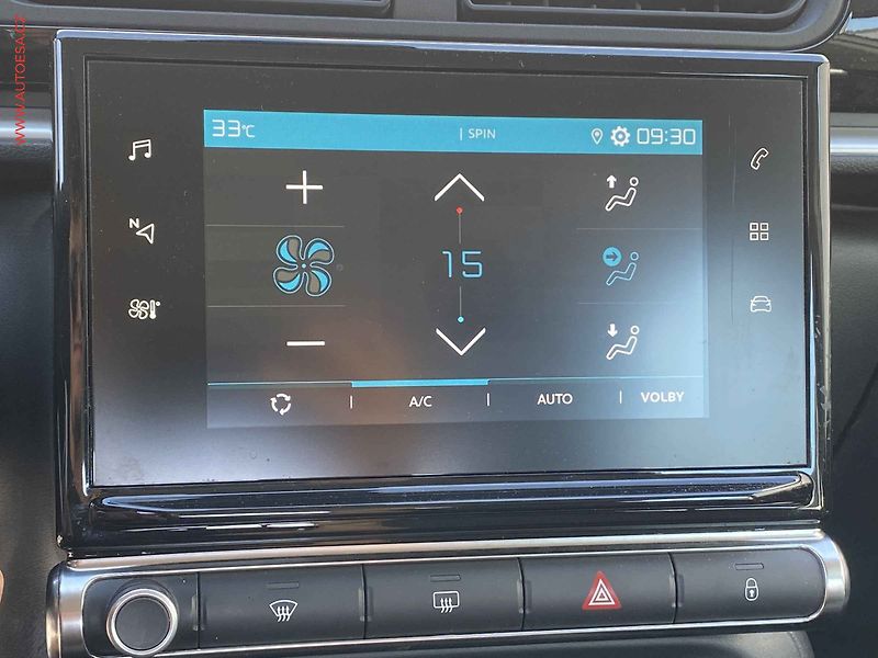 Citroën C3 (2019) 1.2 PT, Shine, park. čidla - fotka 15 z 19