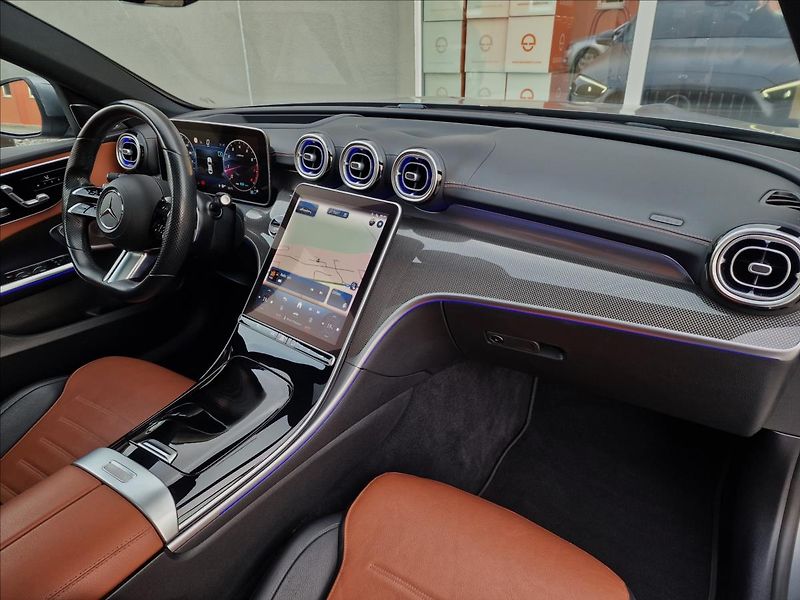 Mercedes-Benz Třídy C C300 AMG 4MATIC,ČR,1.Majitel - fotka 13 z 48