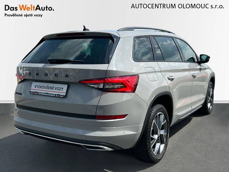 Škoda Kodiaq (2020) 1.5 TSI Sportline - fotka 2 z 33