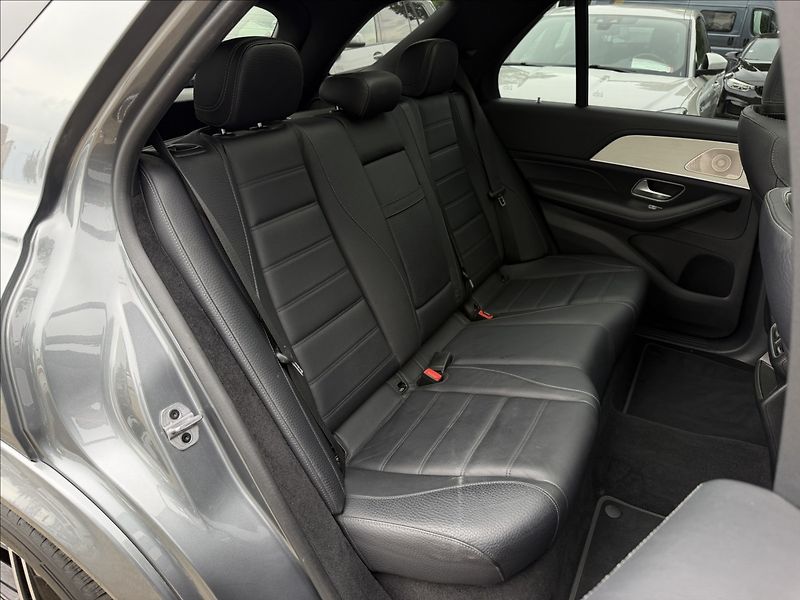 Mercedes-Benz GLE 350de AMG 4Matic Vzduch - fotka 27 z 33