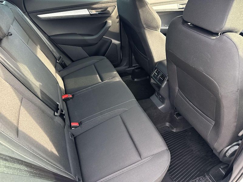 Škoda Karoq (2024) 1.5 TSI Selection - fotka 9 z 32