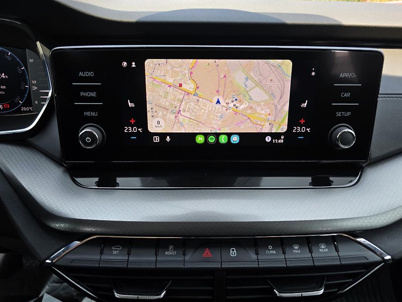 Škoda Octavia 2.0TDI 85KW AMBI+ NEHAVAR ČR - fotka 24 z 37