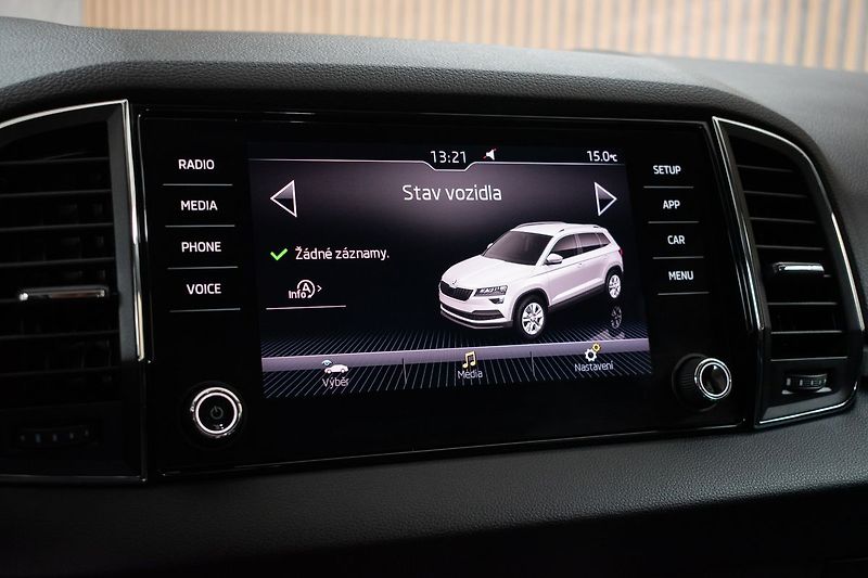 Škoda Karoq 1.5 TSI TAŽNÉ*KAMERA*ČR* - fotka 25 z 34