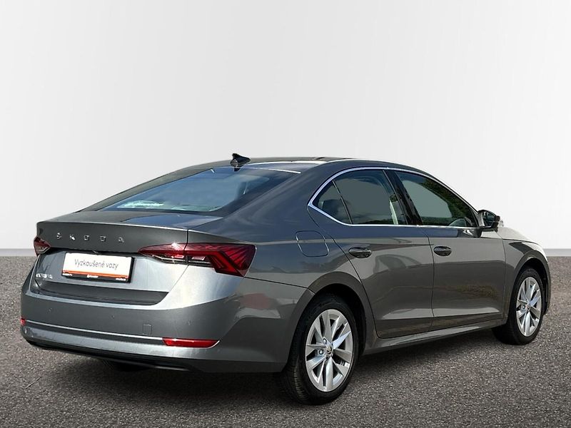 Škoda Octavia STYLE - fotka 2 z 27