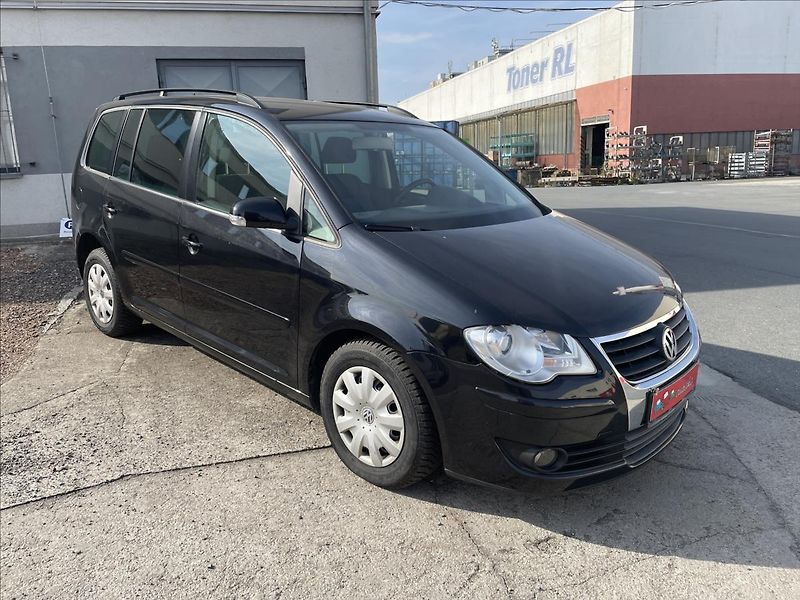 Volkswagen Touran 1,4TSI 103kW*jen 96.tis.km*Roz - fotka 3 z 40