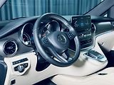 Mercedes-Benz Třídy V (2024) 300d*EXL*AMG*4M*NEZTOP*27.ZÁR - náhled 14