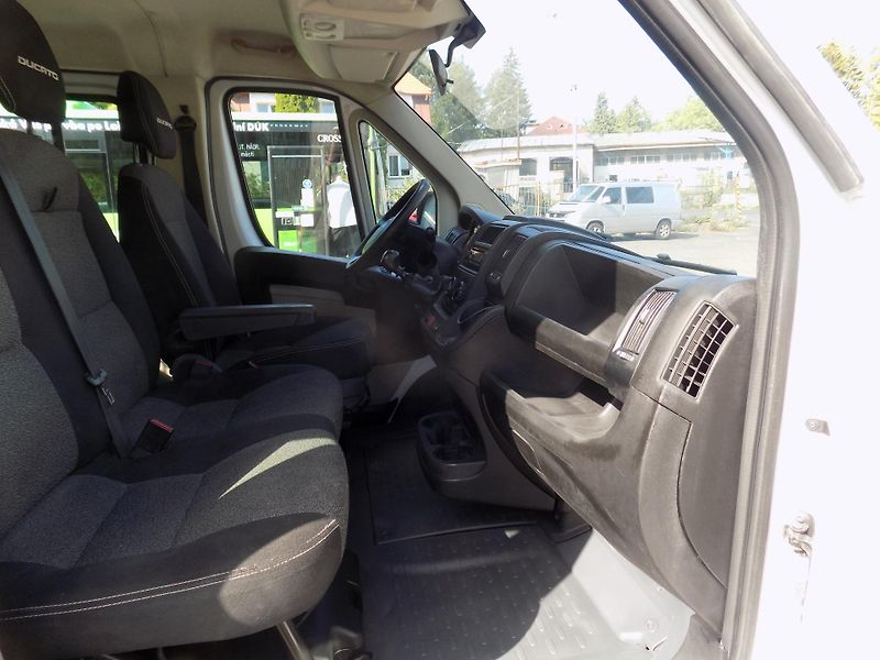 Fiat Ducato (2016) 2,3 96KW 7 MÍST VALNÍK - fotka 28 z 39